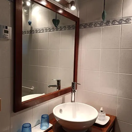 埃科勒布斯桑尼雷酒店 *