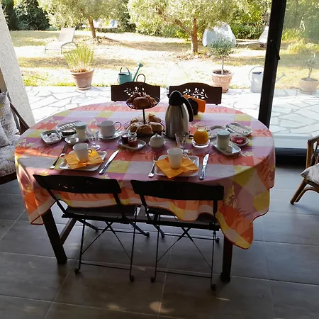 埃科勒布斯桑尼雷酒店 * 昂蒂布