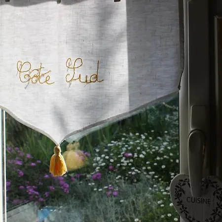 Ecole Buissonniere Lägenhet Antibes