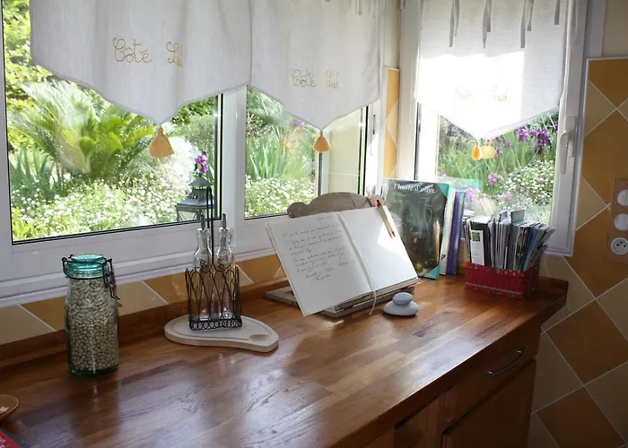 Ecole Buissonniere Апартаменты