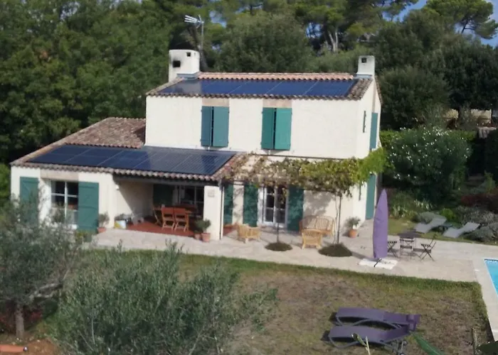 Апартаменты Ecole Buissonniere Антиб